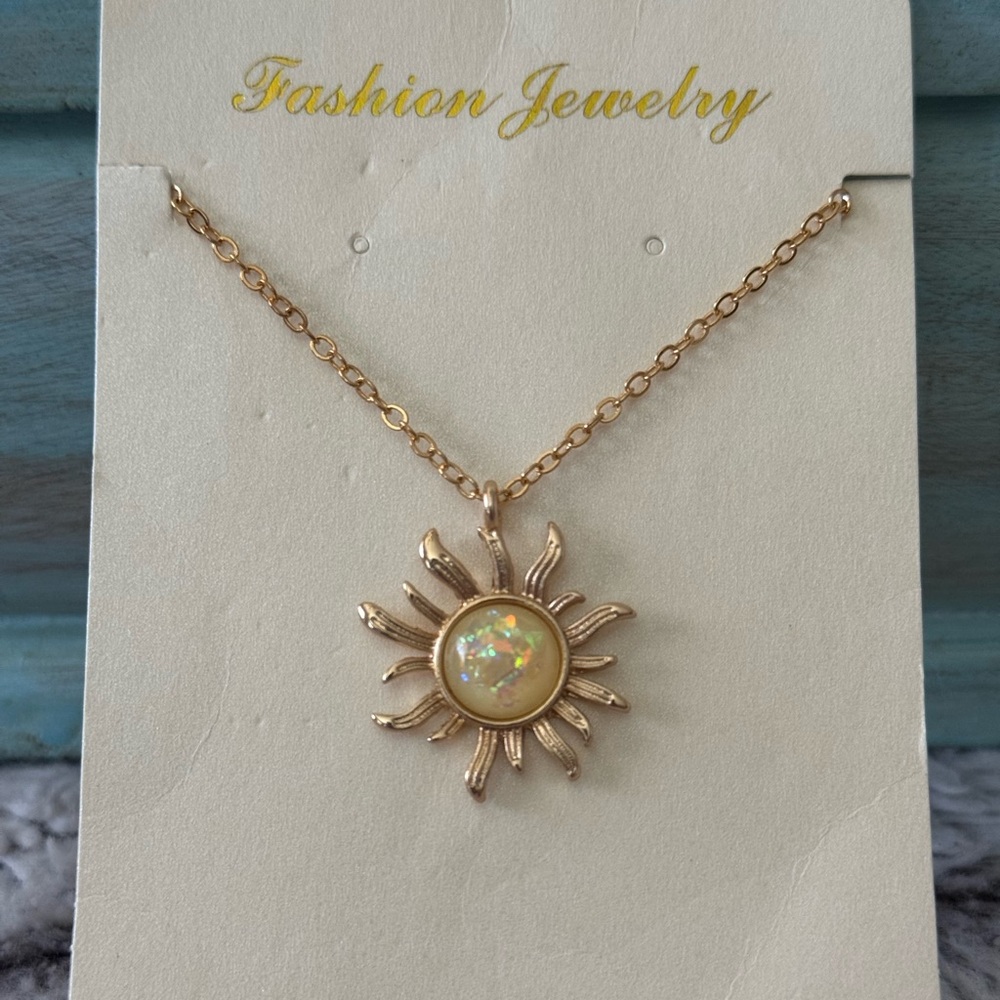 NWT Gold Sun Pendant Necklace
